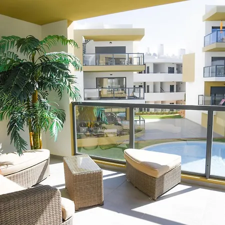 Family Albur Village Ii Apartment