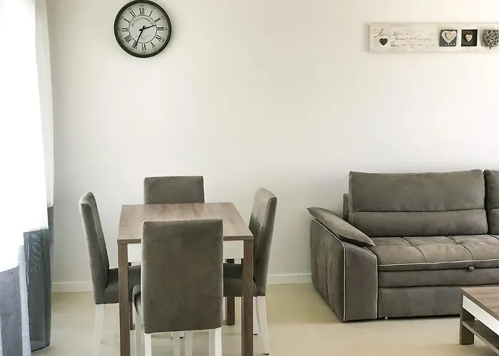 Family Albur Village Ii Apartman